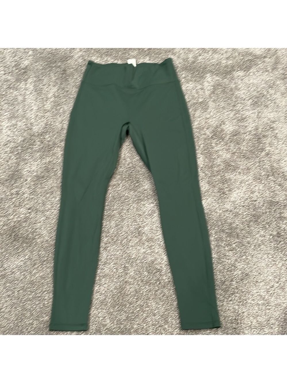 EC Fabletics Motion 365 Forest Green Leggings - Size Medium